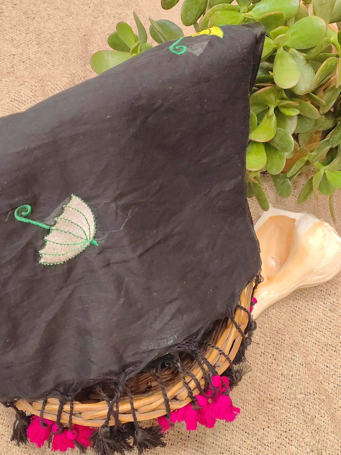 Mul Cotton Saree with Umbrella Embroidery